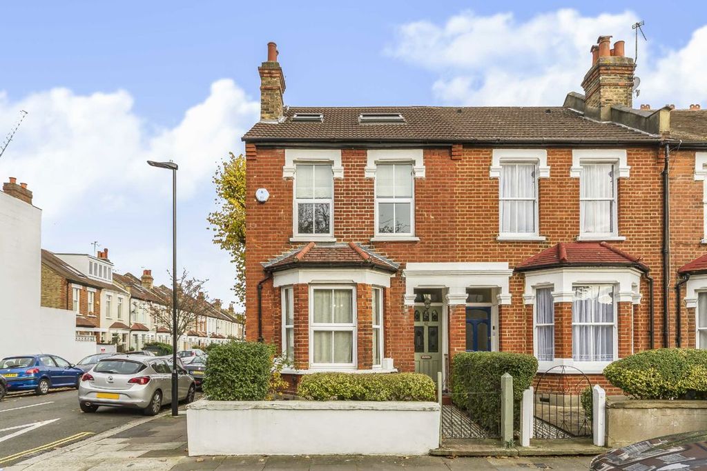 Property photo 1 of 7
