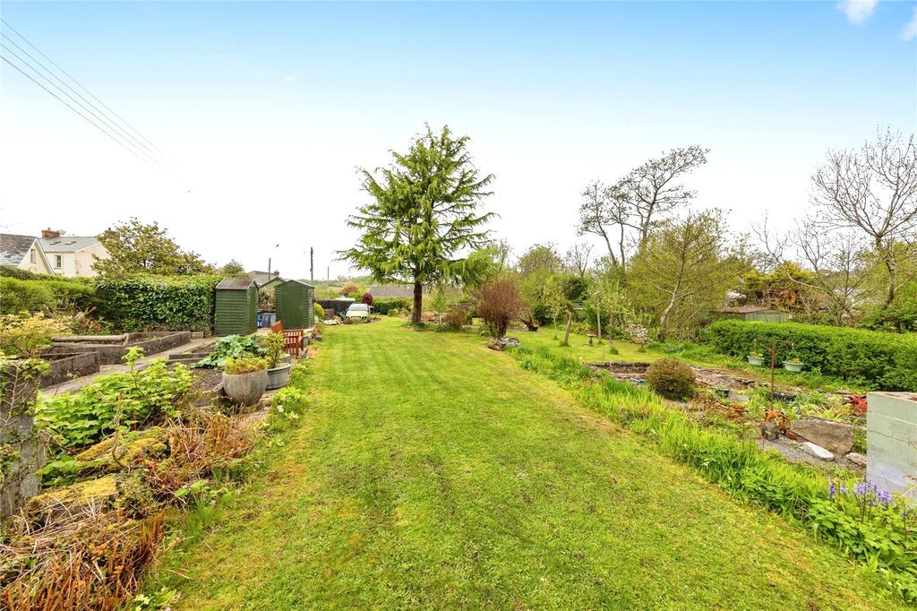 Property photo 2 of 27 Picture No. 23