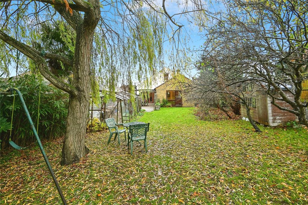 Property photo 2 of 21 Picture No. 36