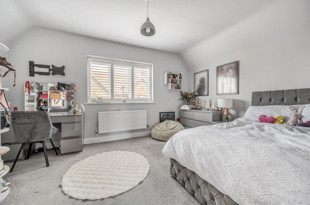 Additional image 20 of 5 bed detached house for saleAster Lea, Warfield, Bracknell RG42
