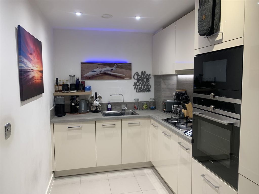 Property photo 2 of 7 Img_2459.Jpeg