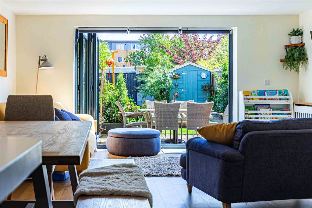 Property photo 3 of 25 Picture No. 14