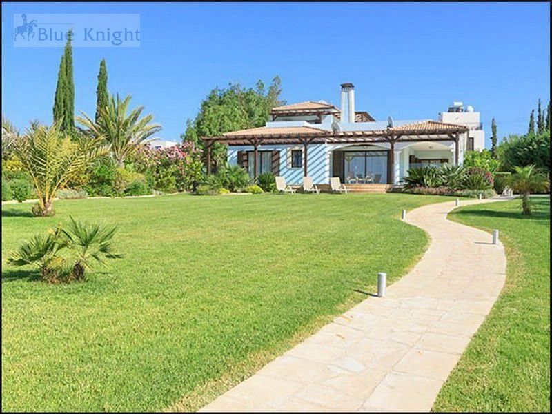 Property photo 3 of 23