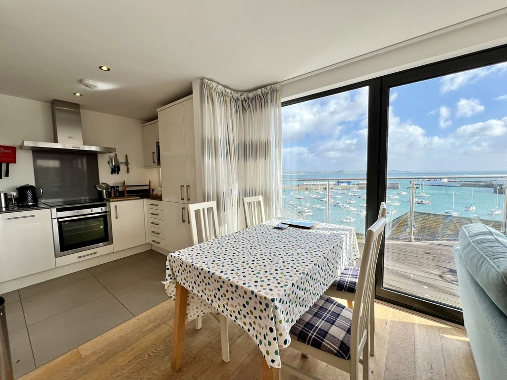 Additional image 8 of 2 bed flat for saleJennings Street, Penzance TR18