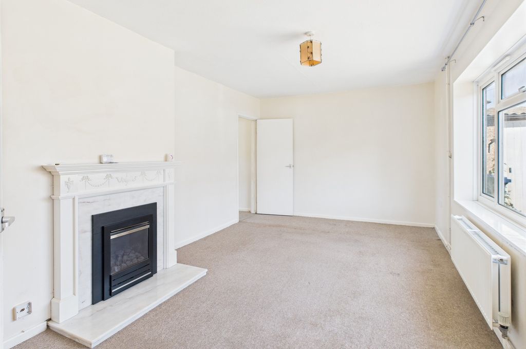 Property photo 2 of 15 Cam02519G0-Pr0308-Still001