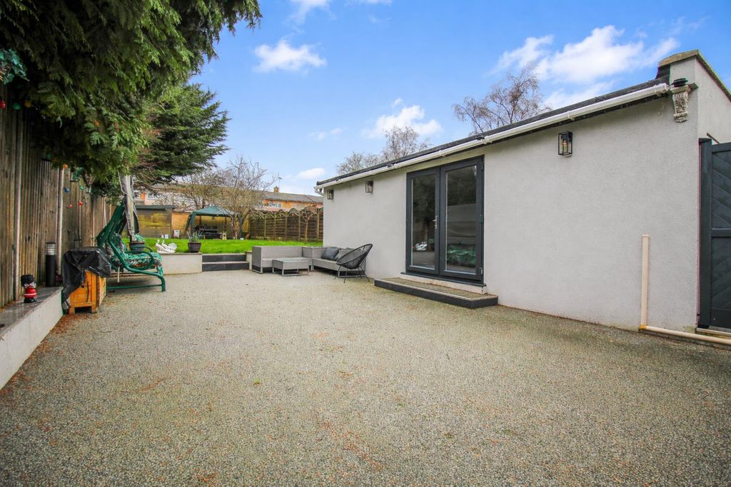 Property photo 3 of 16 Img_1001.Png