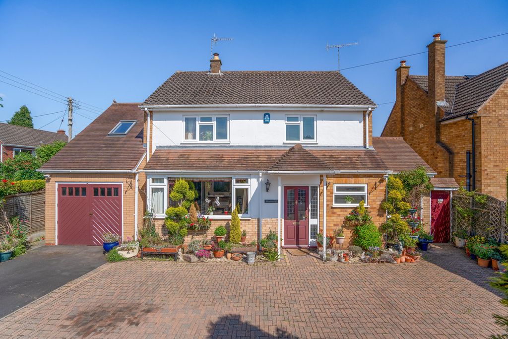 Property photo 1 of 36