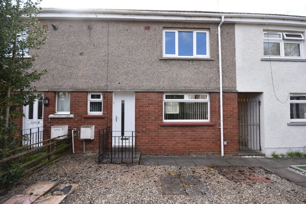 Property photo 2 of 31