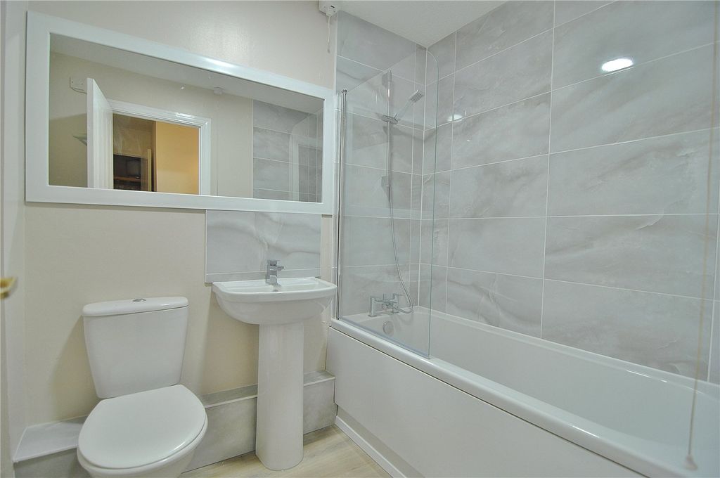 Property photo 3 of 5 Picture No. 07