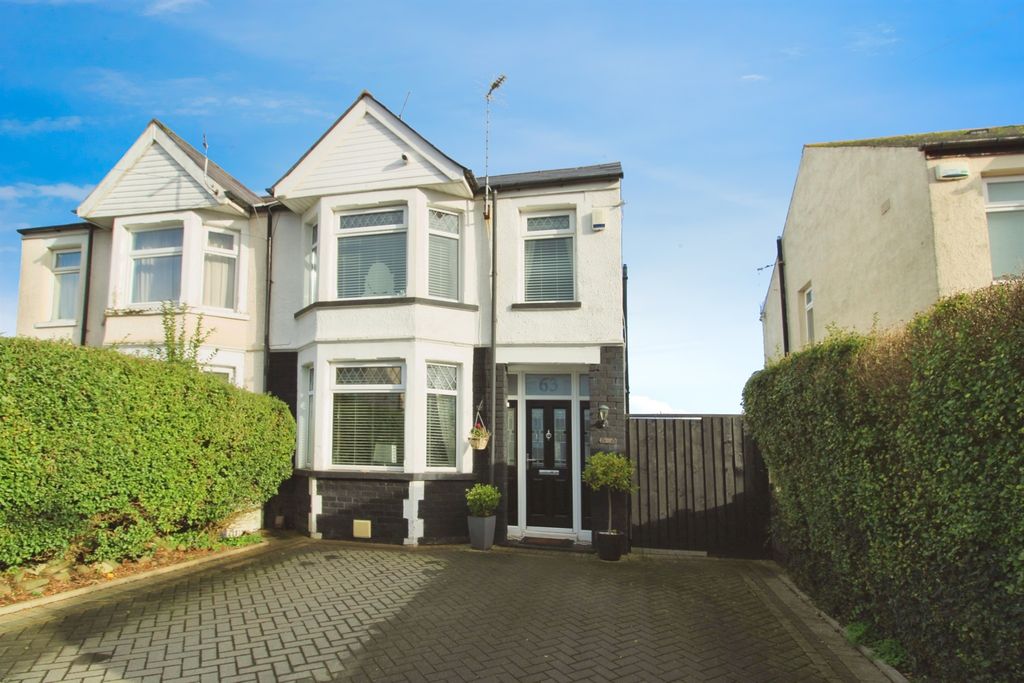 Property photo 1 of 14