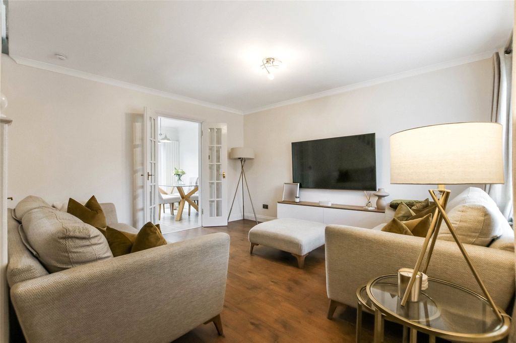 Property photo 2 of 22 Picture No. 04