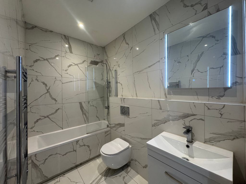 Property photo 1 of 5 Bathroom