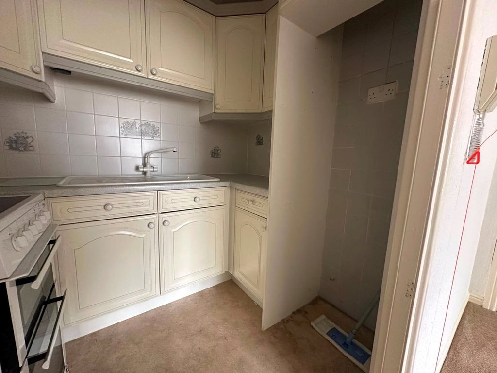 Property photo 3 of 12 Picture No. 06