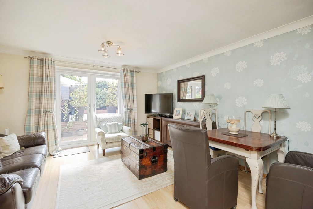 Property photo 3 of 15 Pbox-Img.Jpg