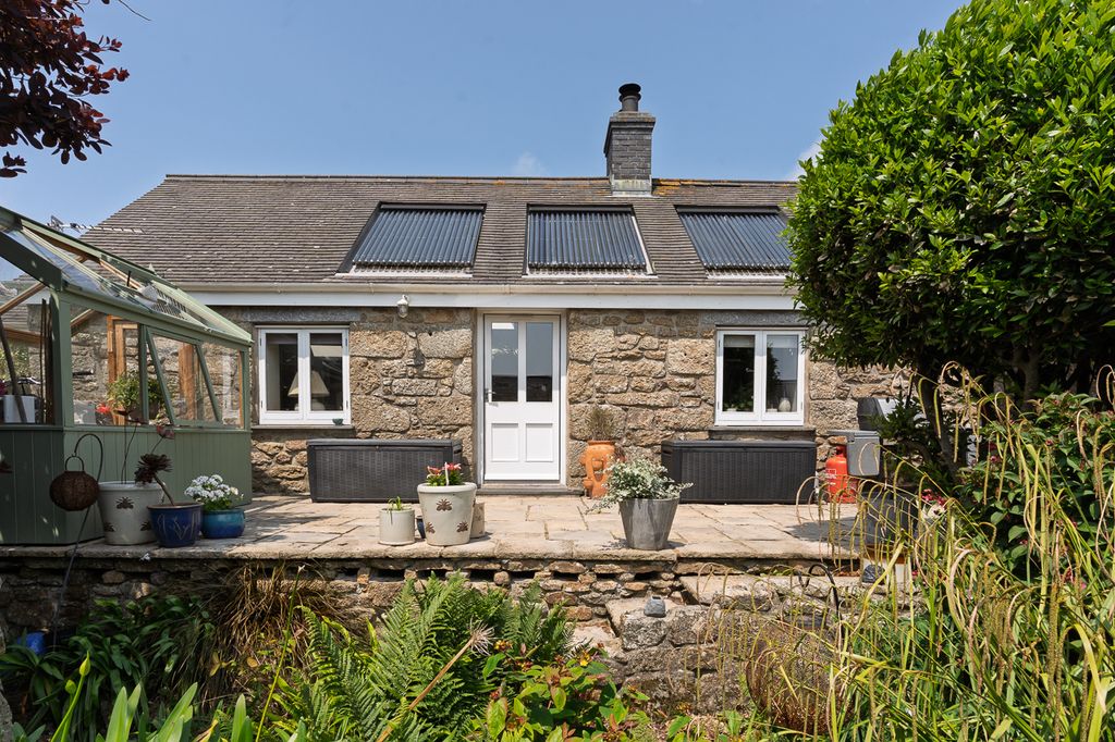 Property photo 3 of 37