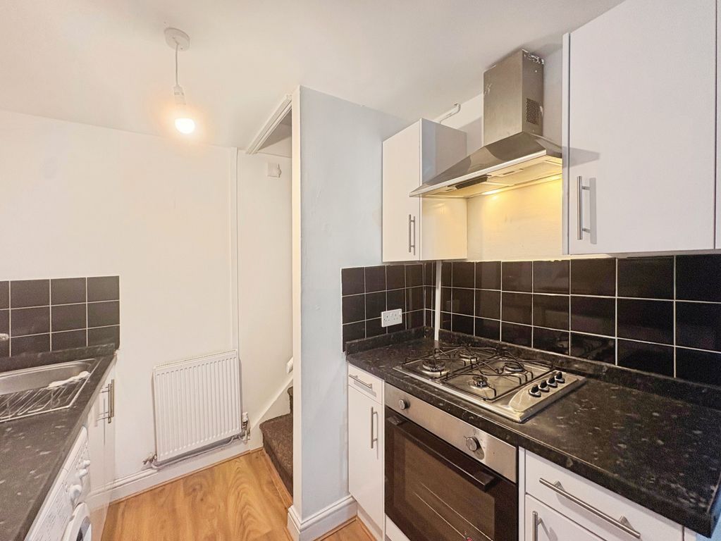 Property photo 3 of 7 Bedroom