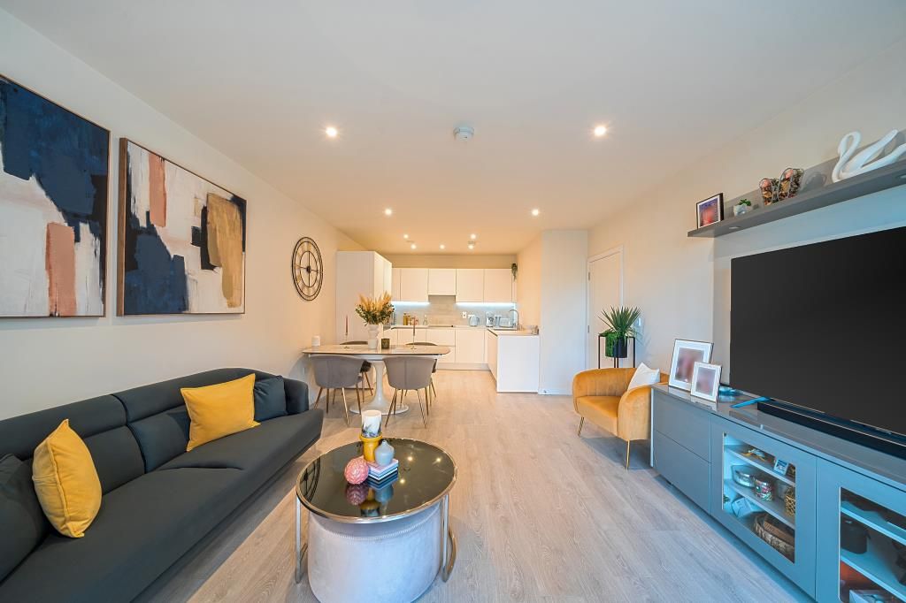 Property photo 3 of 23 Reception Room