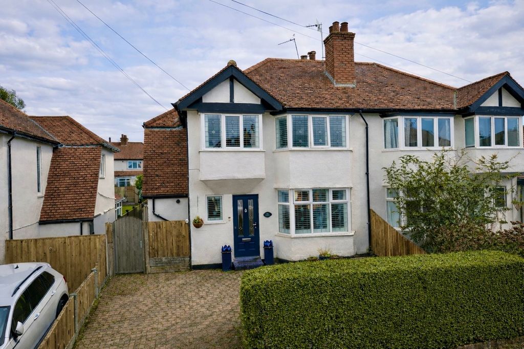 Property photo 1 of 26