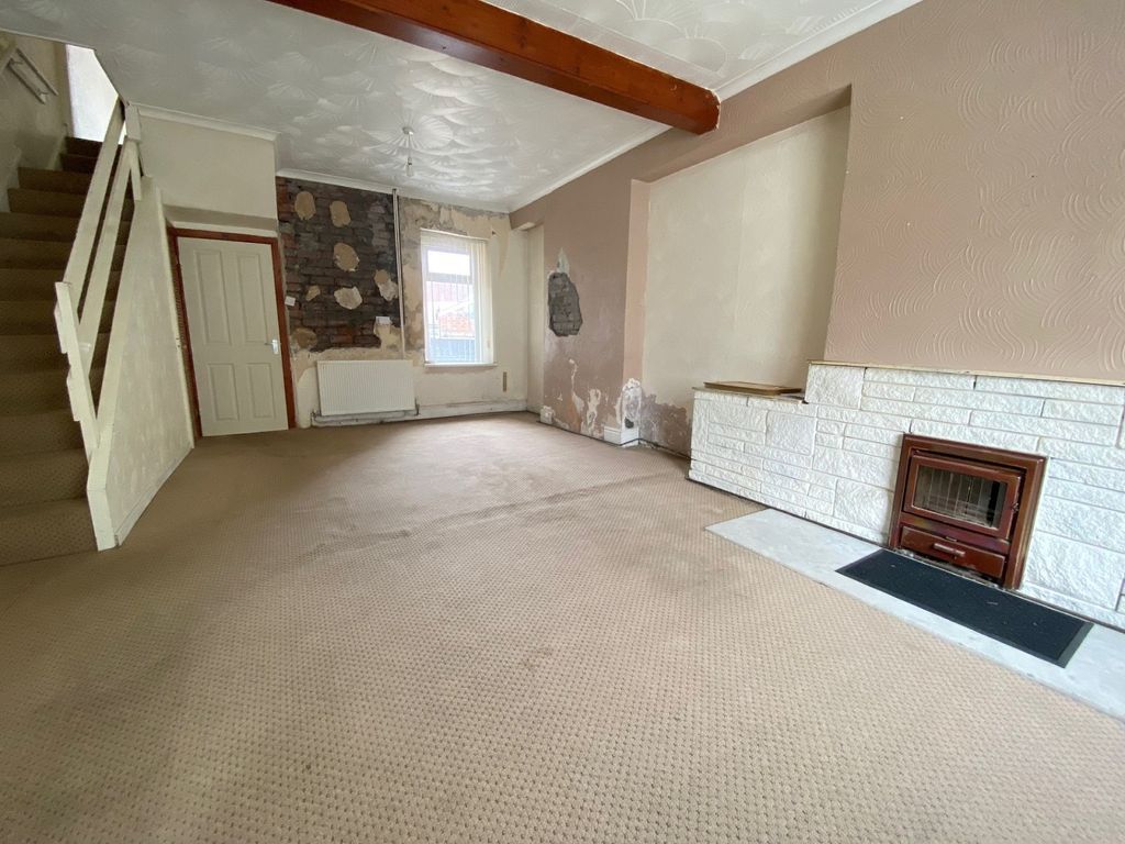 Property photo 2 of 11 Not Specified