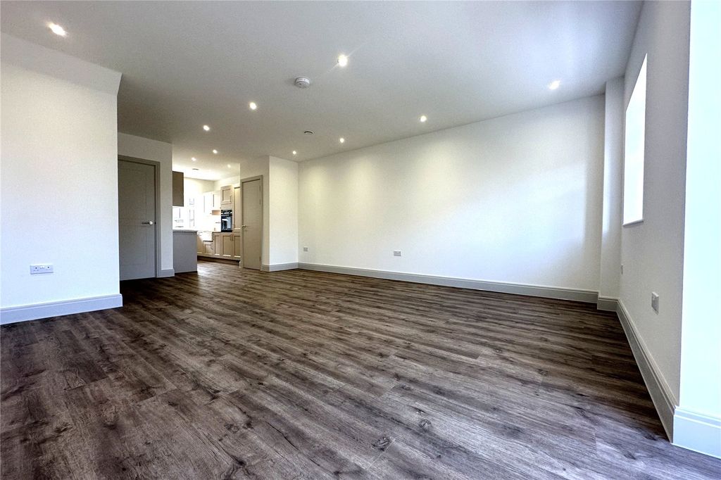 Property photo 3 of 13 Picture No. 16