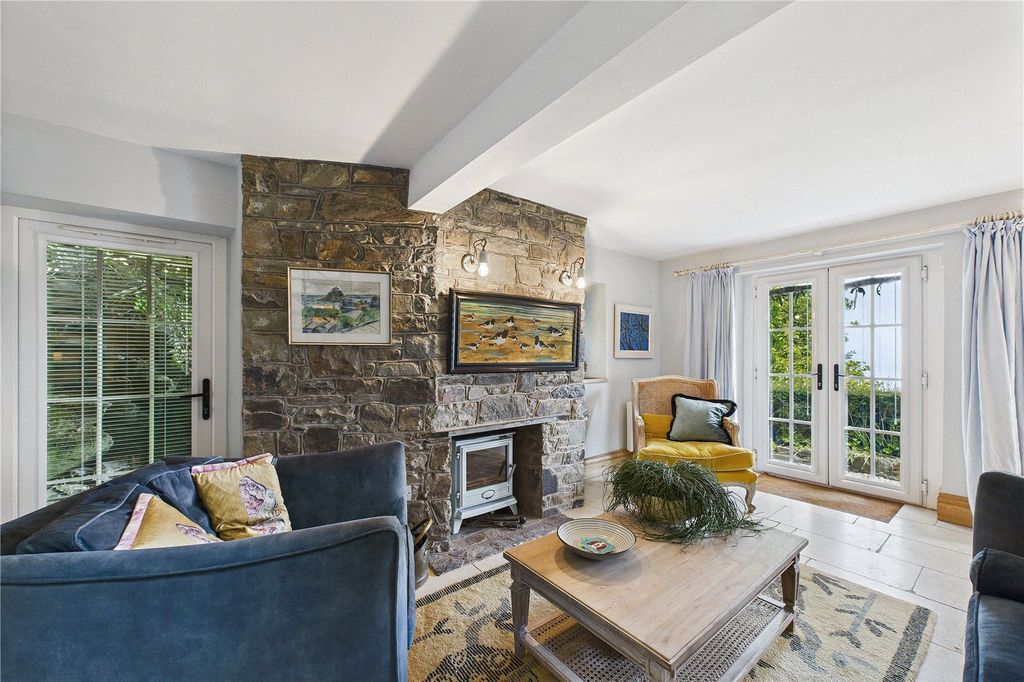 Property photo 3 of 19 Picture No. 28