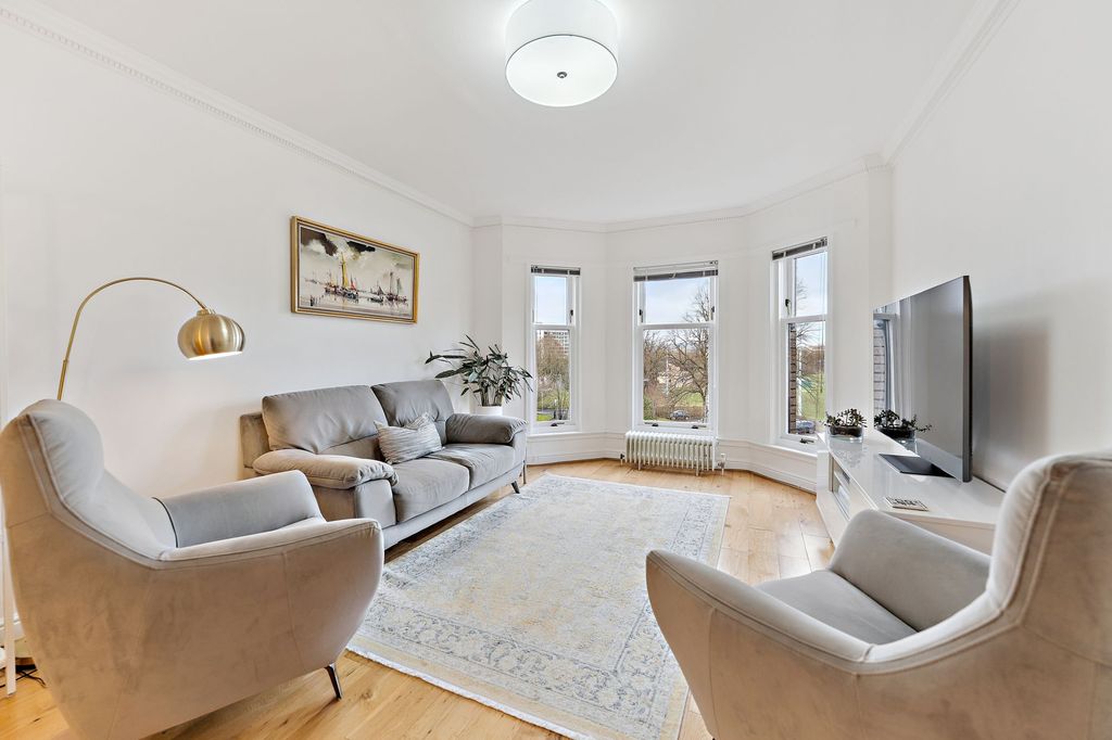 Property photo 2 of 30