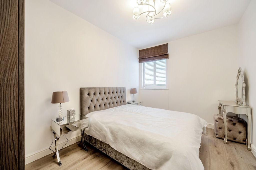 Property photo 3 of 11 Picture No. 08