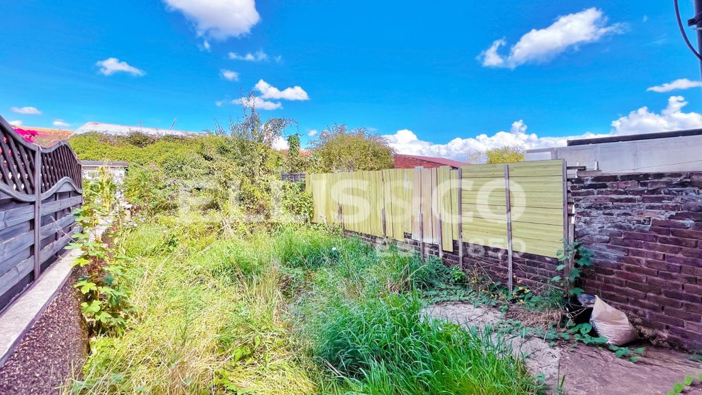Property photo 2 of 21 Picture No. 40