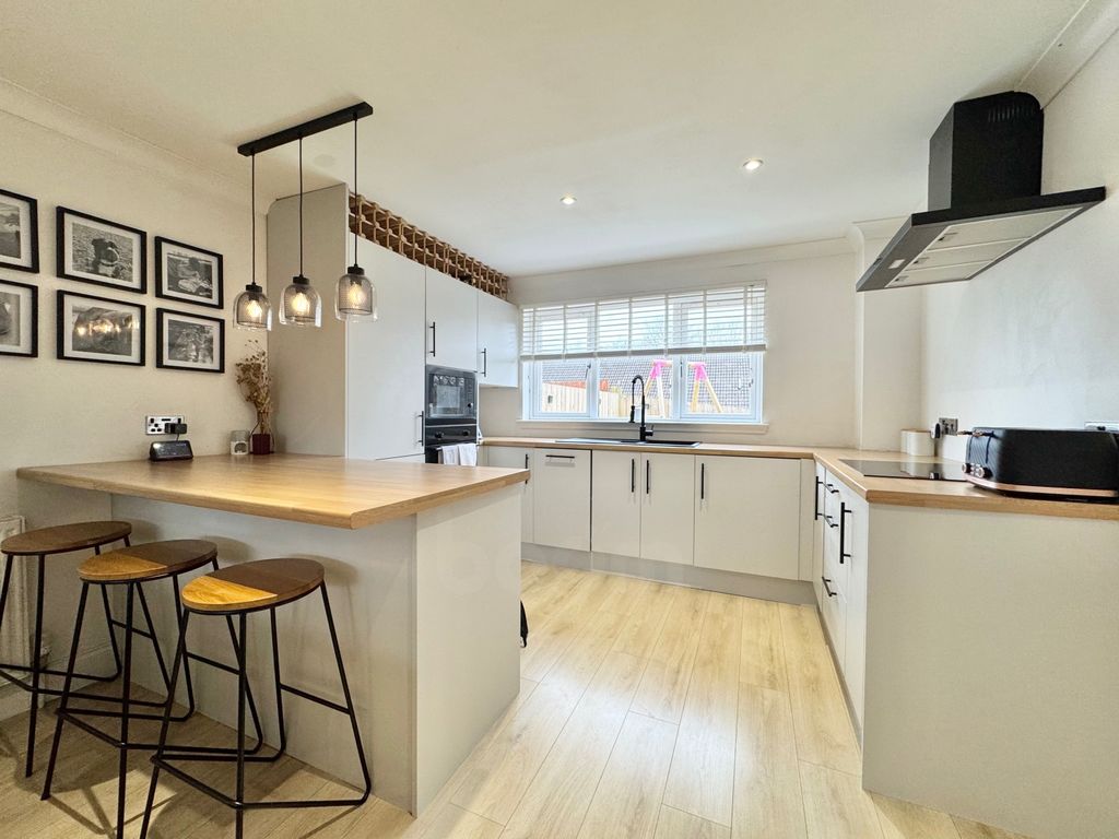 Property photo 2 of 21 Img_8336