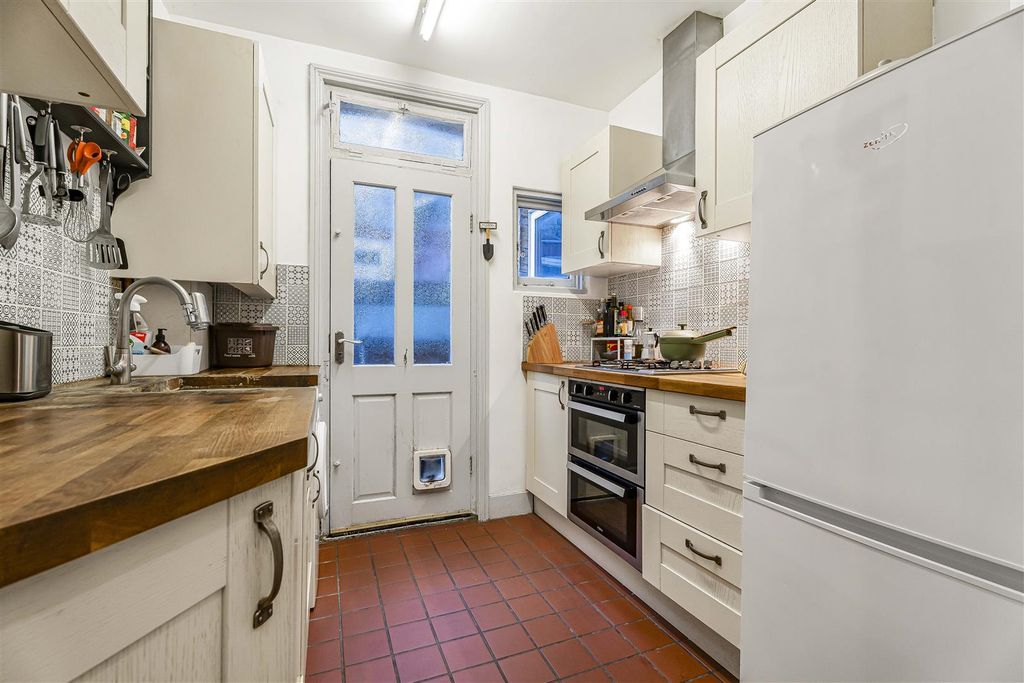 Property photo 3 of 29 3