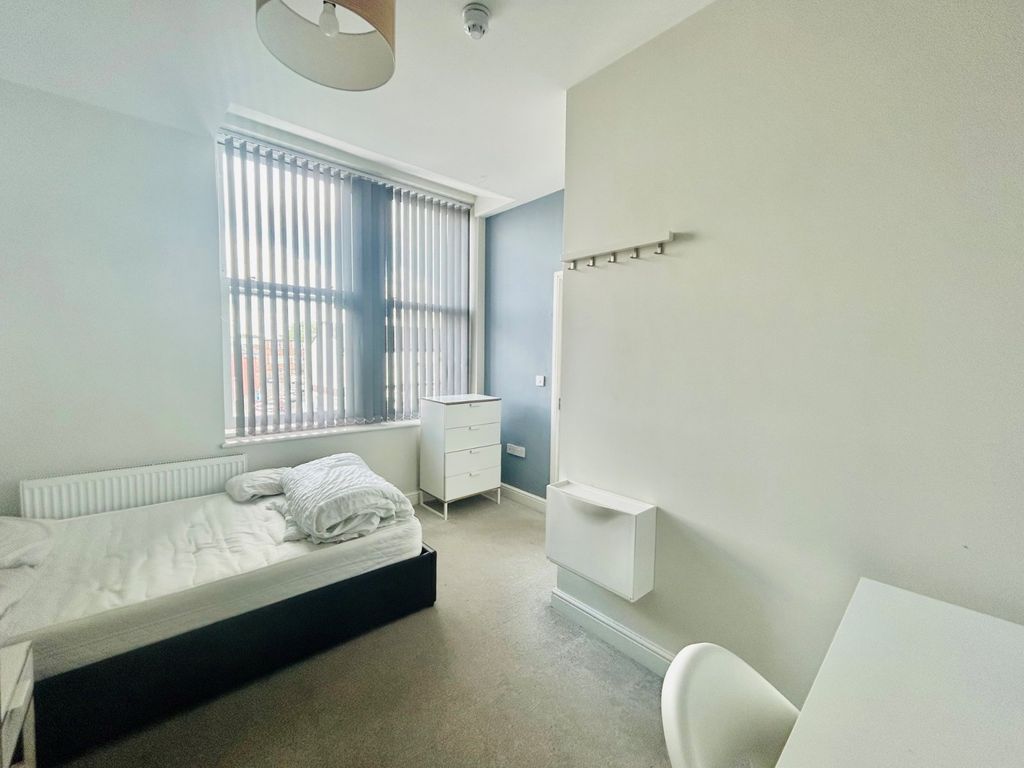 Property photo 3 of 9 Picture 3