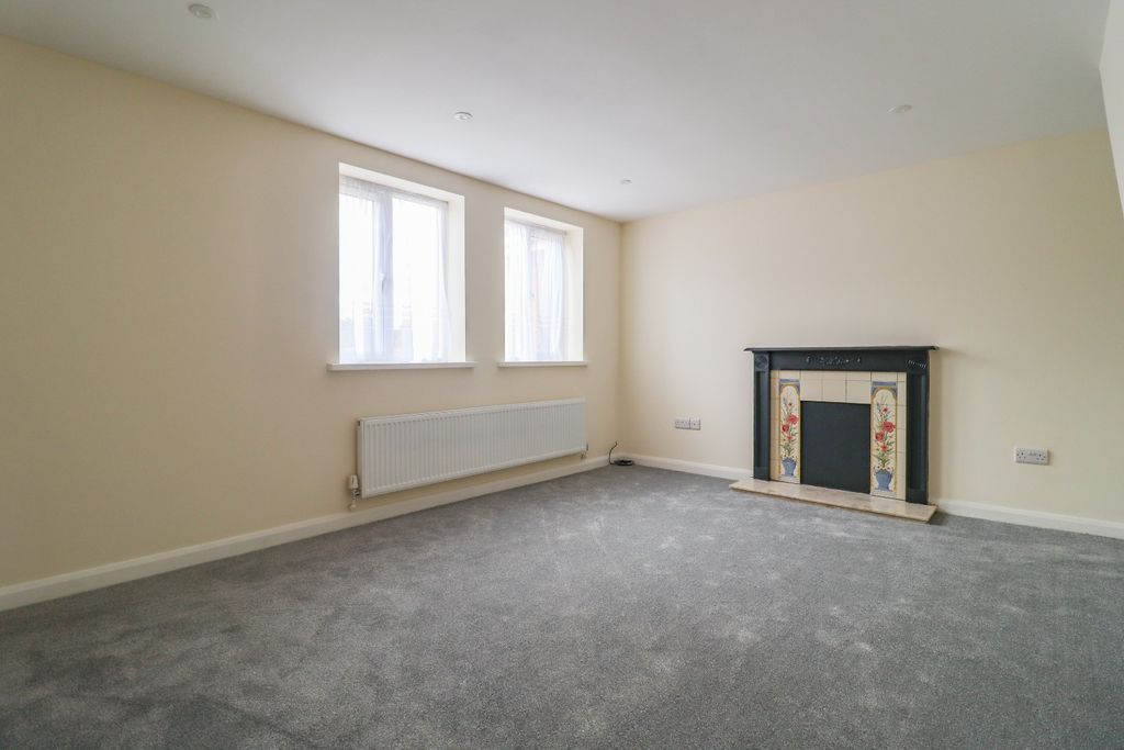 Property photo 3 of 22 4321827