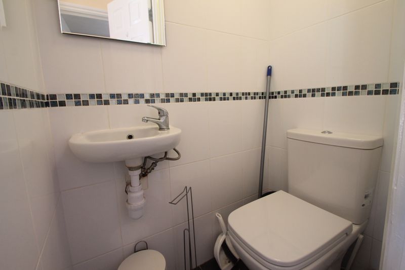 Property photo 3 of 7 Photo 2