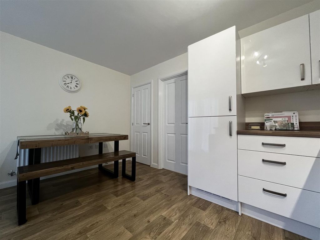 Property photo 1 of 8 Image00009.Png