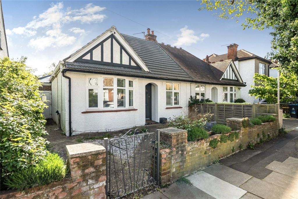 Property photo 1 of 17 Picture No. 22