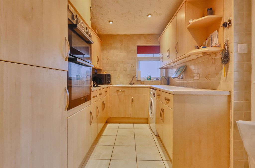Property photo 2 of 8 Fitted Kitchen To Front