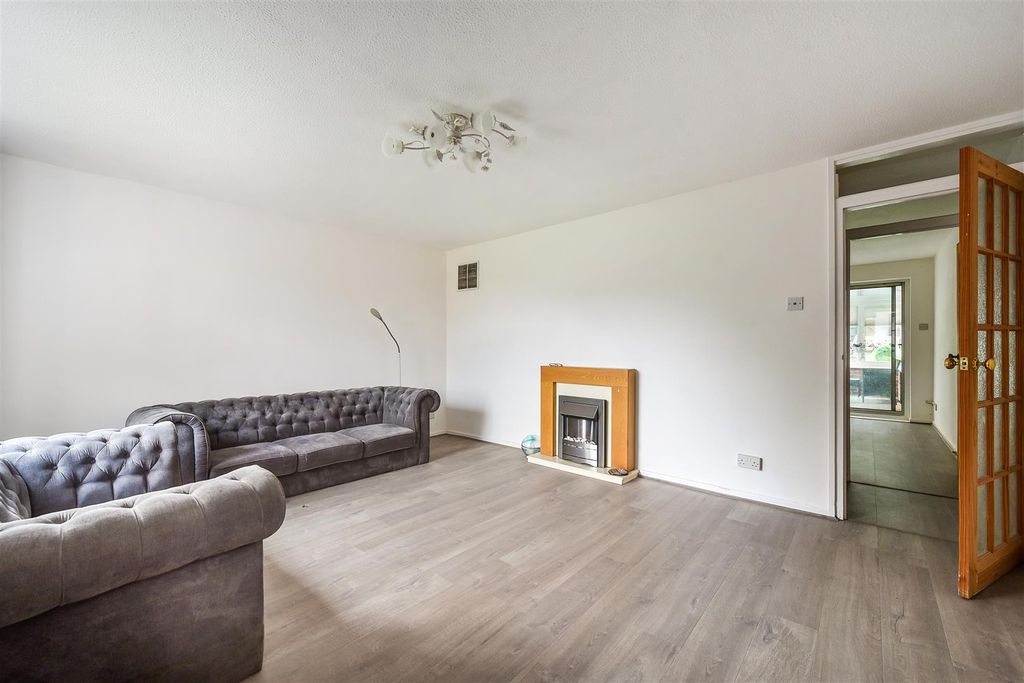 Property photo 2 of 20 Sketch_Ph18_6236002.Jpg