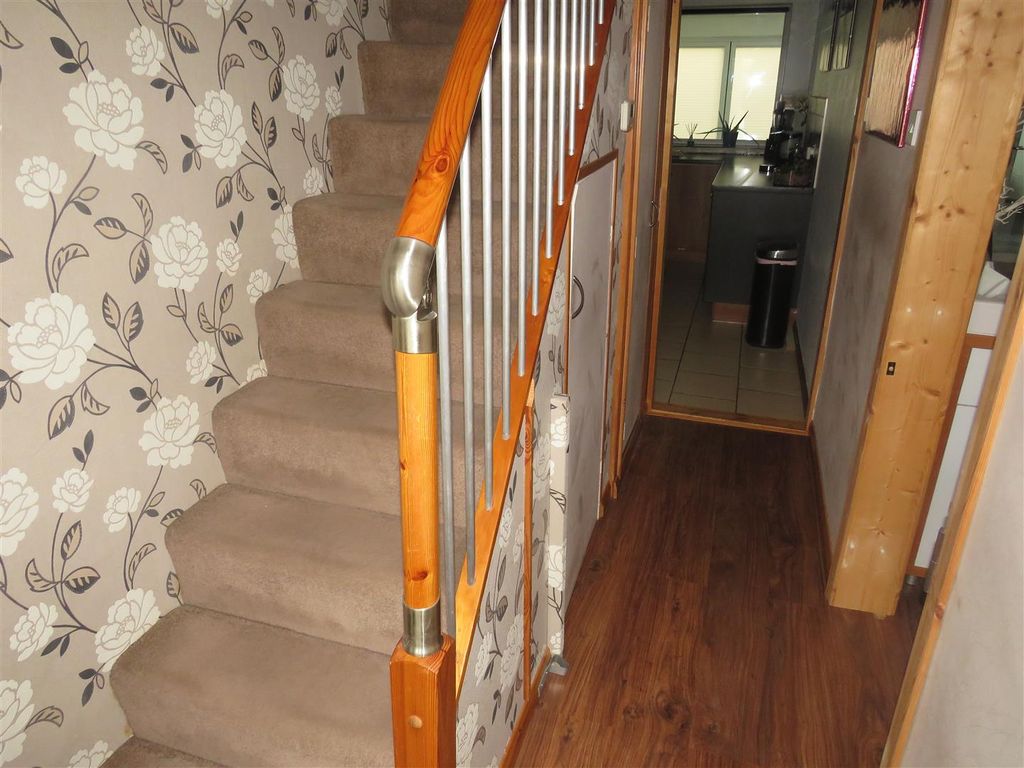 Property photo 2 of 17 Img_1981.Jpg