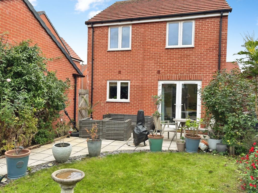 Property photo 2 of 12