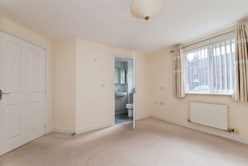 Additional image 8 of 2 bed flat for saleTidcombe Walk, Tiverton EX16