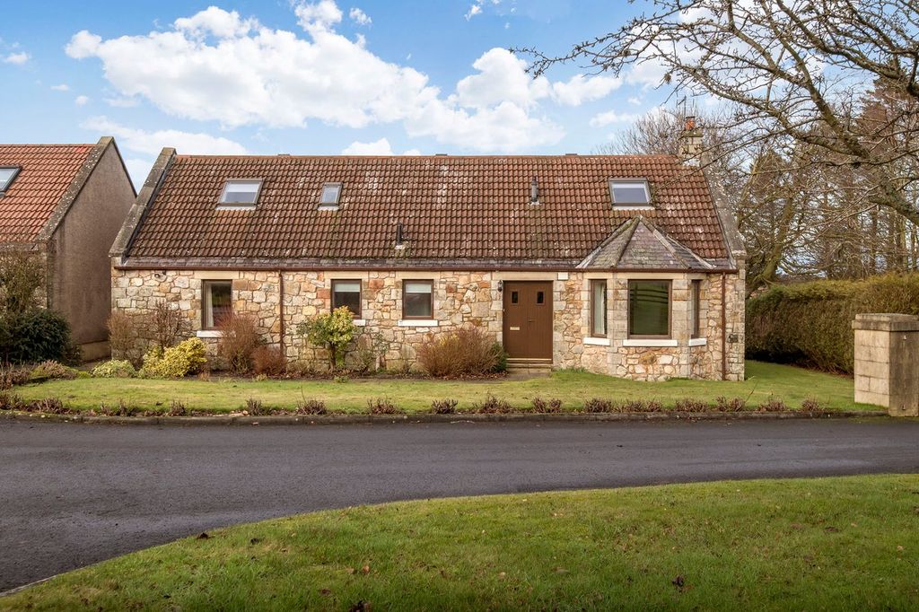 Property photo 1 of 21