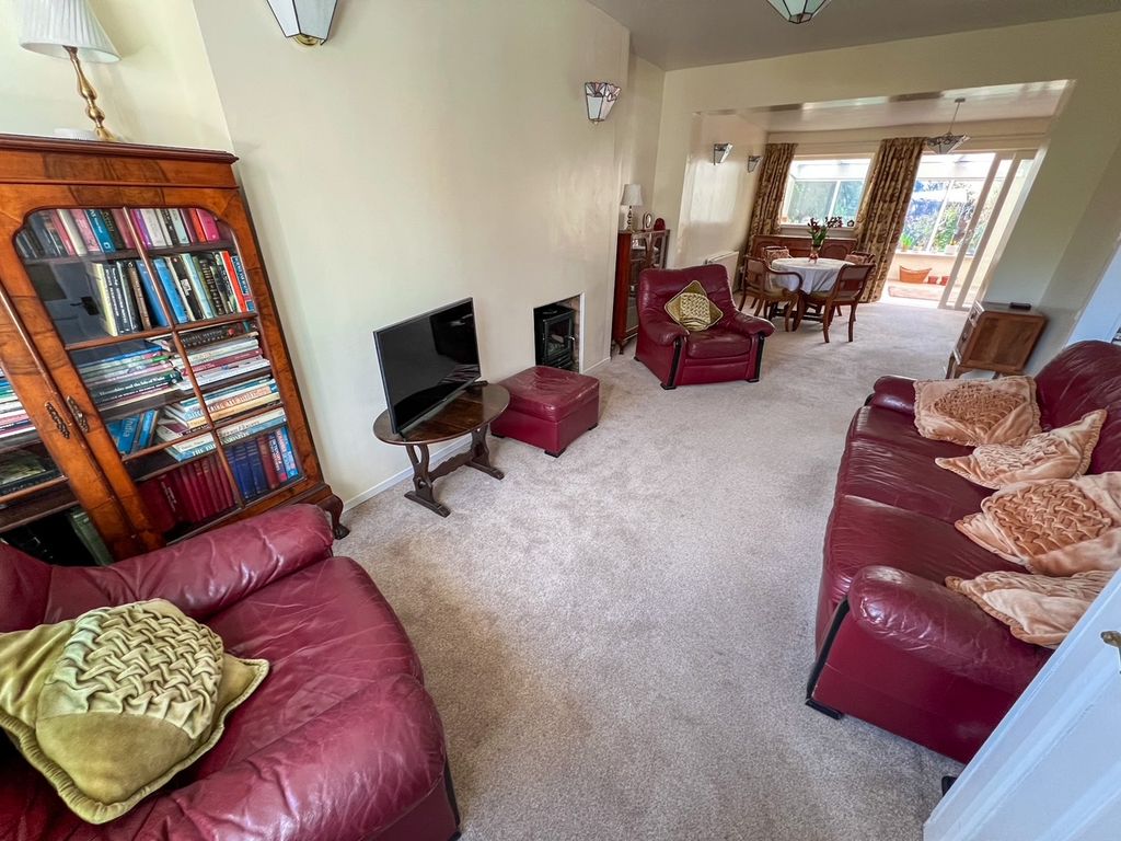 Property photo 2 of 44