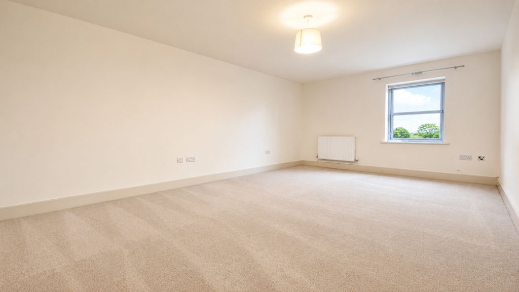 Property photo 3 of 7 Picture No. 11