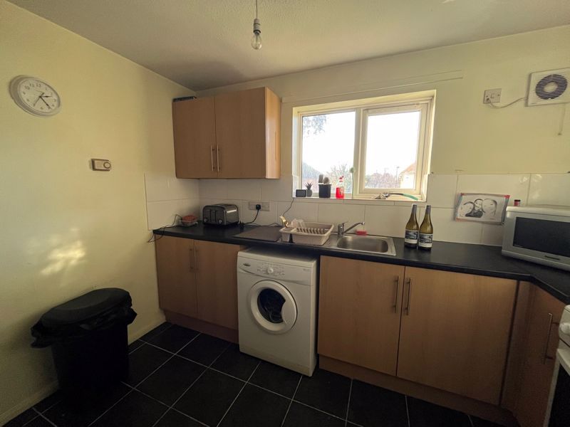 Property photo 3 of 9 Photo 3