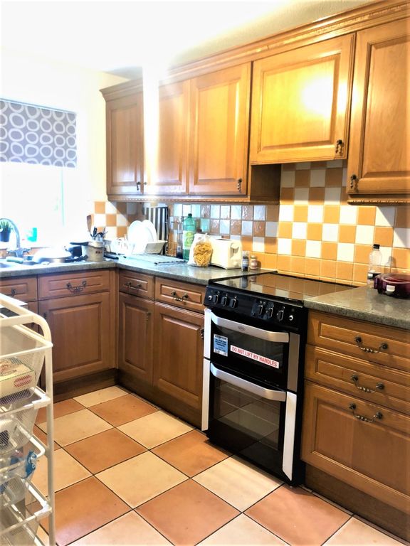 Property photo 2 of 6