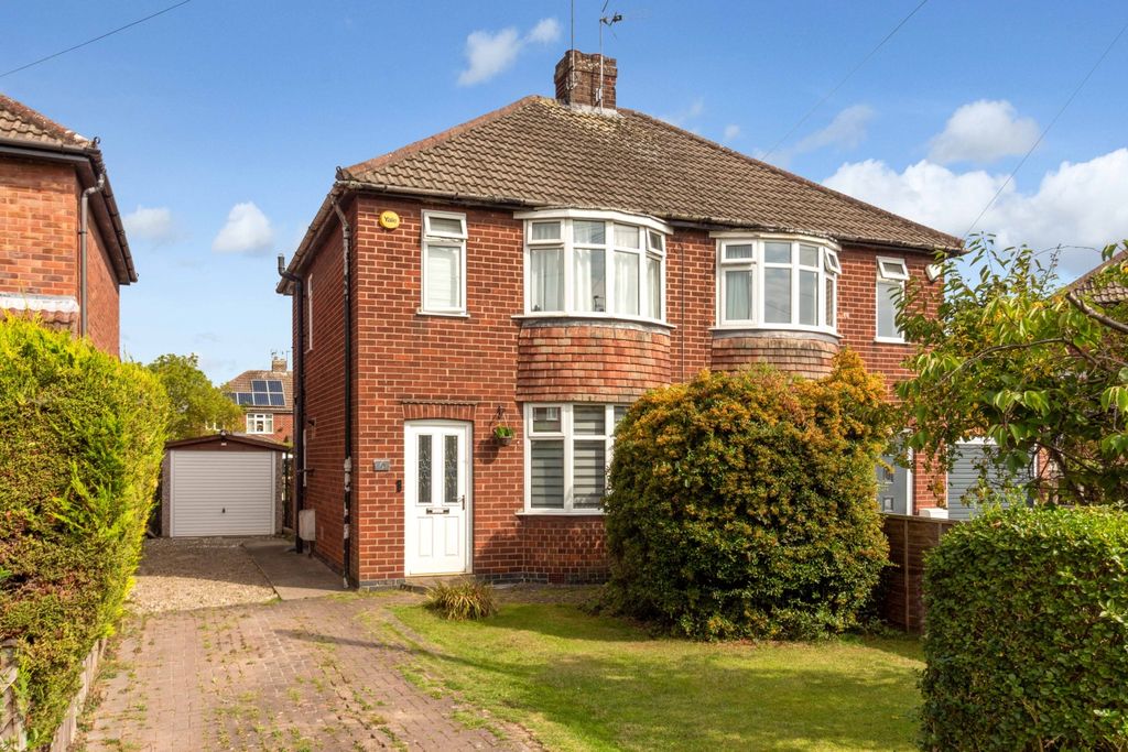 Property photo 1 of 14 Img_2360
