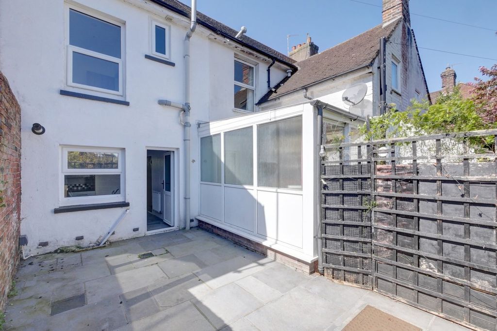 Property photo 3 of 26