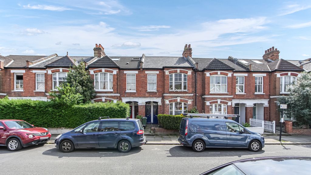 Property photo 1 of 11