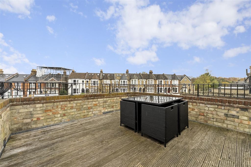 Property photo 3 of 23 _Akp0588.Jpg