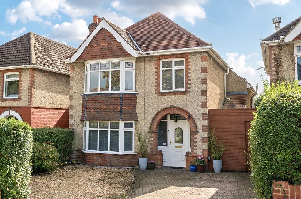 Property photo 1 of 12 1355488-1-68c829E...